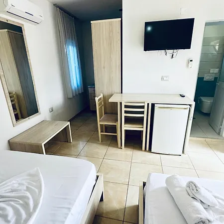 Lakaj 2 Hotel 3*