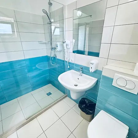 Hotel Lakaj 2 3*