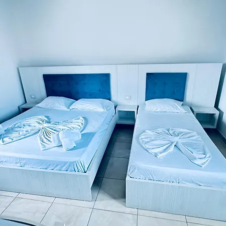 Lakaj 2 Ξενοδοχείο Velipojë