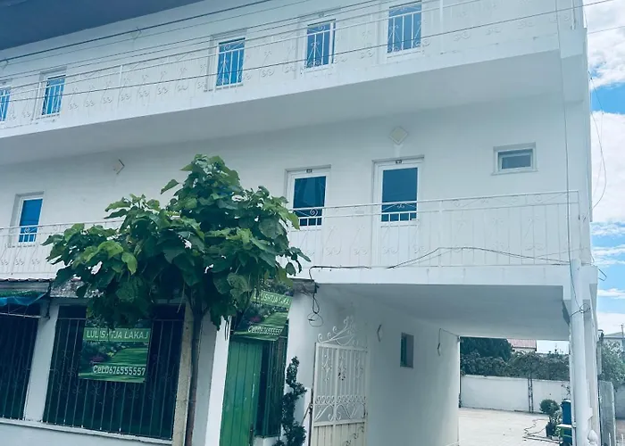 Lakaj 2 3* Velipojë