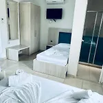 Lakaj 2 Hotel 3*